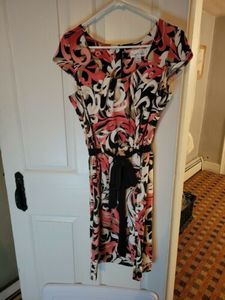 Olivia Matthews Womens Size 10 Sheath Dress Mult Floral Cap Sleeve Career Party